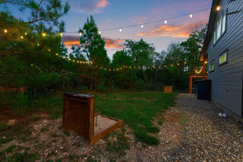 Вилла Under The Stars - Secluded, Hot Tub, Firepit, Games Брокен-Боу Экстерьер фото